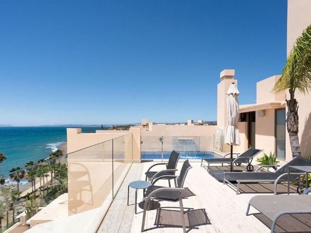 Apartamento en venta en Estepona