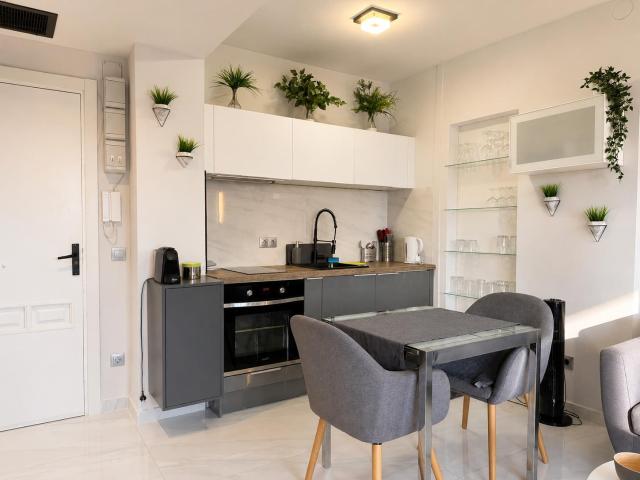Apartamento en venta en Bel-Air, Costa del Sol Occidental