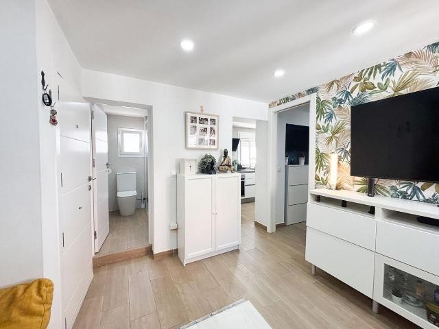 Apartamento en venta en Estepona, Barriada Islas Canarias
