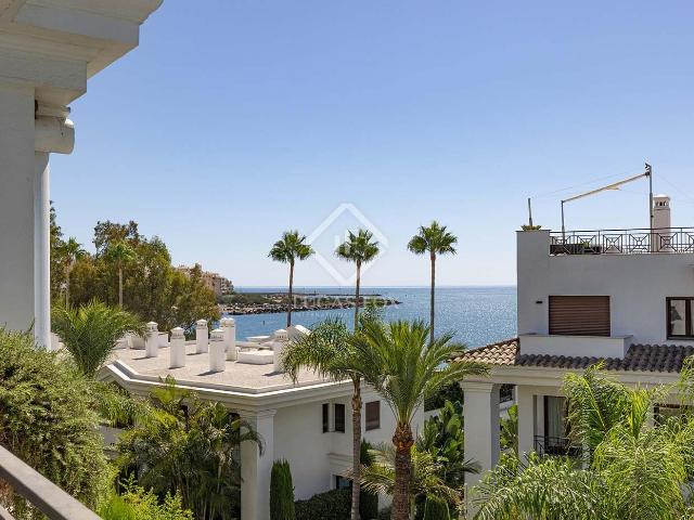 Apartamento en venta en Estepona