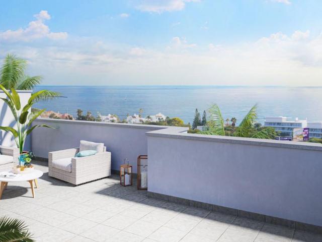 Apartamento en venta en Barriada Islas Canarias, Costa del Sol Occidental
