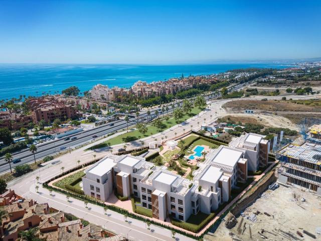 Apartamento en venta en Estepona, Sol Granados del Mar