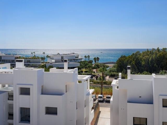 Casa en venta en Barriada Islas Canarias, Costa del Sol Occidental