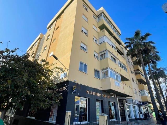Apartamento en venta en Barriada Islas Canarias, Estepona