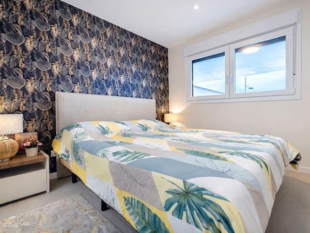 Apartamento en venta en Barriada Islas Canarias, Costa del Sol Occidental