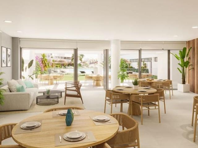 Apartamento en venta en Barriada Islas Canarias, Costa del Sol Occidental