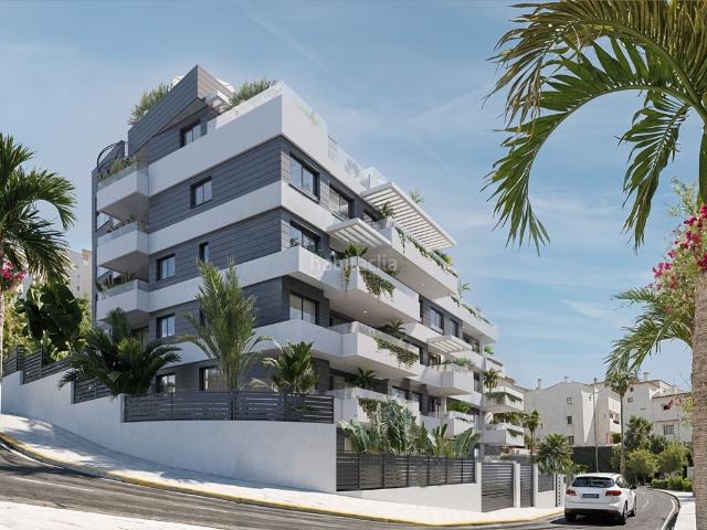 Apartamento en venta en Barriada Islas Canarias, Costa del Sol Occidental