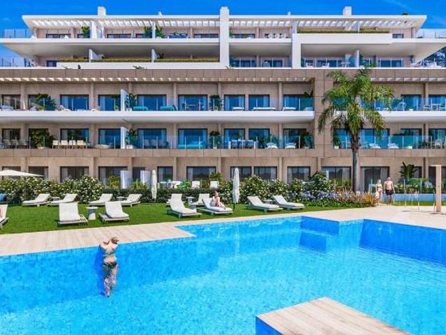 Apartamento en venta en Estepona, Los Granados Playa