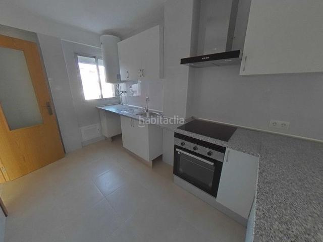 Apartamento en venta en Barriada Islas Canarias, Costa del Sol Occidental