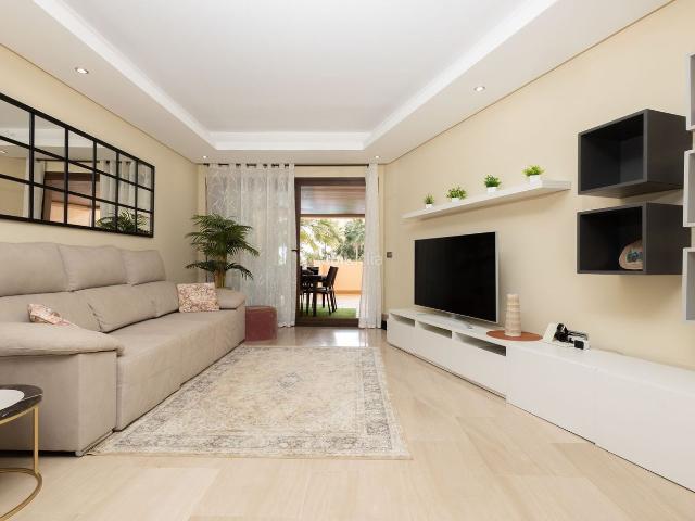 Apartamento en venta en Barriada Islas Canarias, Costa del Sol Occidental