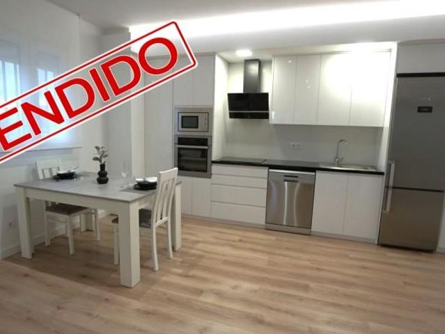 Apartamento en venta en Fuenlabrada, Madrid