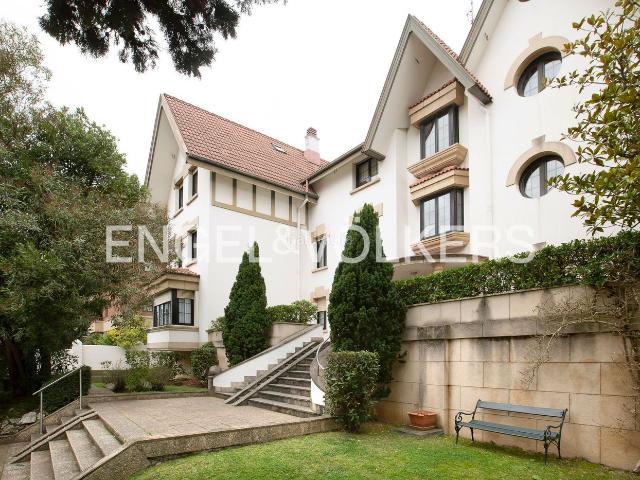 Piso en venta en Elexalde, Getxo
