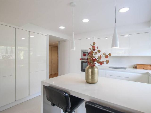 Apartamento en venta en Centro, Costa del Sol Occidental