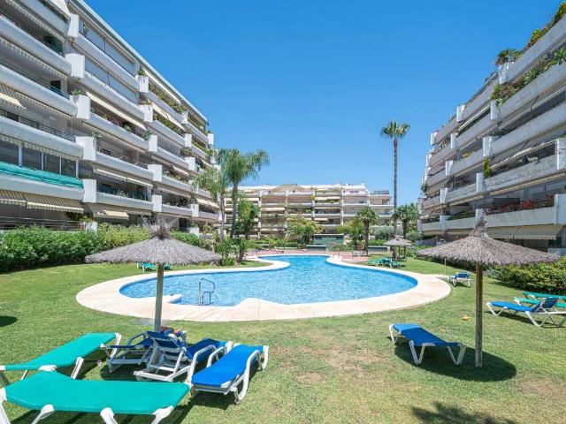 Apartamento en venta en Centro, Costa del Sol Occidental