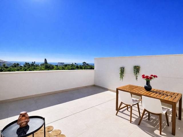 Apartamento en venta en Barriada Islas Canarias, Costa del Sol Occidental