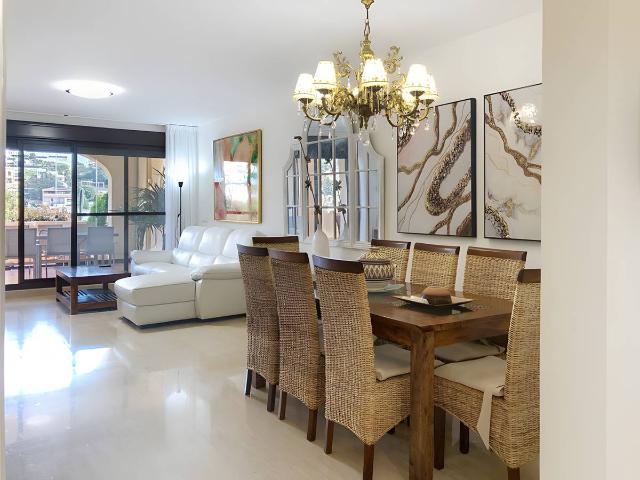 Apartamento en venta en Barriada Islas Canarias, Costa del Sol Occidental
