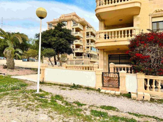 Apartamento en venta en Guardamar Del Segura