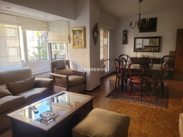 Apartamento en venta en Las Gaunas, Logroño