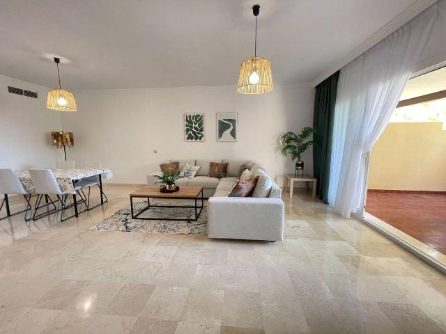 Apartamento en venta en Costa del Sol Occidental, Andalucía