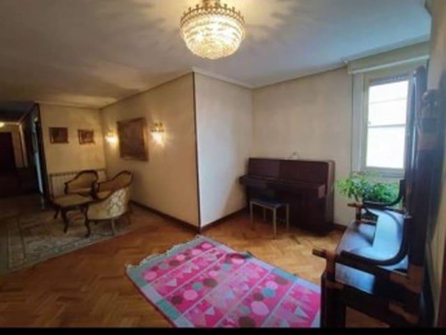 Apartamento en venta en La Bañeza, Castilla y León