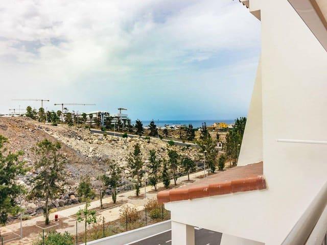 Apartamento en venta en La Caleta, Adeje