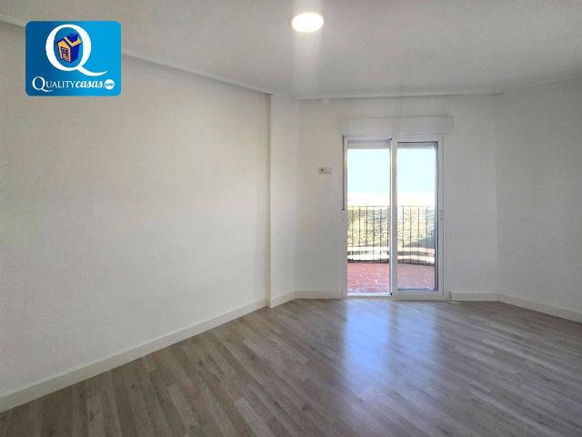 Apartamento en venta en el Vinalopó Mitjà / El Vinalopó Medio, Valencia