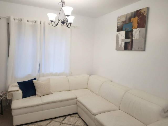 Apartamento en venta en Barriada Islas Canarias, Estepona