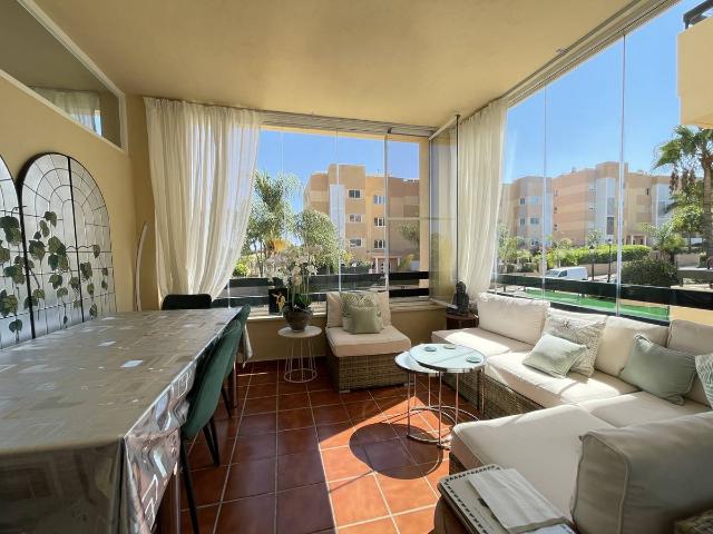 Apartamento en venta en Estepona, Barriada Blas Infante