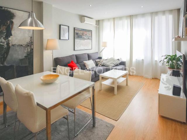 Apartamento en venta en L'hospitalet De Llobregat, Centre