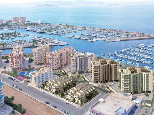 Apartamento en venta en La Manga Del Mar Menor