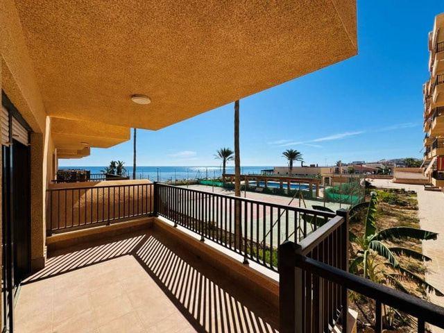 Apartamento en venta en La Mata, Torrevieja