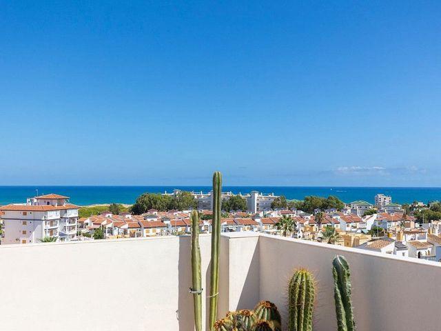 Apartamento en venta en La Mata, el Baix Segura / La Vega Baja