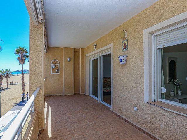 Apartamento en venta en La Mata, Torrevieja
