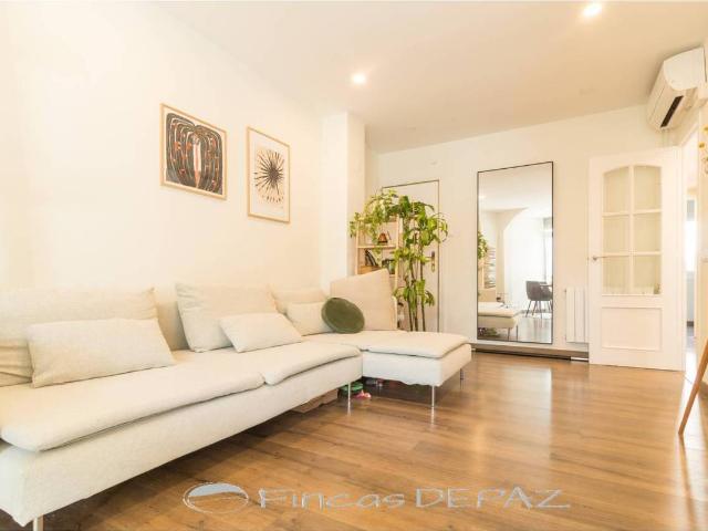 Apartamento en venta en Castelldefels, Centre