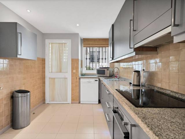 Apartamento en venta en Costa del Sol Occidental, Andalucía