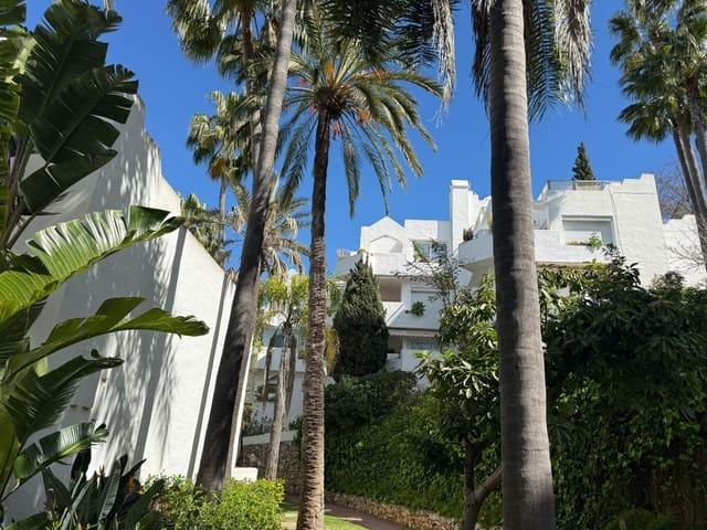 Apartamento en venta en Artola, Marbella