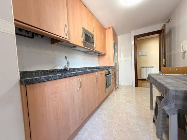 Apartamento en venta en Villapatro, Lardero