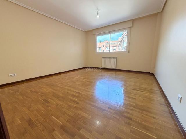Apartamento en venta en Villapatro, Lardero