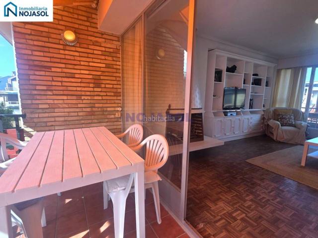 Apartamento en venta en Laredo