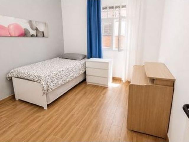Piso en venta en Santa Catalina-Canteras, Gran Canaria