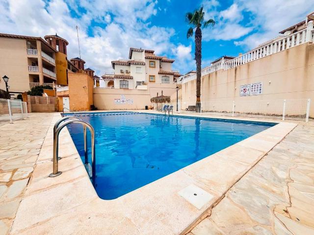 Apartamento en venta en Obispo Rocamora, el Baix Segura / La Vega Baja