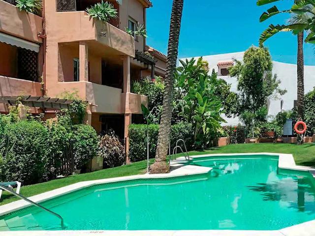 Apartamento en venta en Centro, Costa del Sol Occidental
