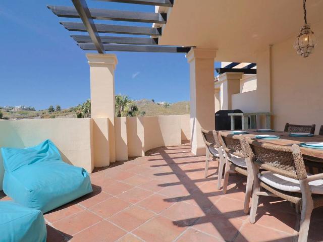 Apartamento en venta en Benahavís, Val de Guadalmina