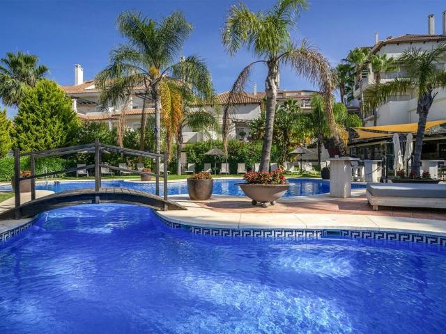 Apartamento en venta en Centro, Costa del Sol Occidental