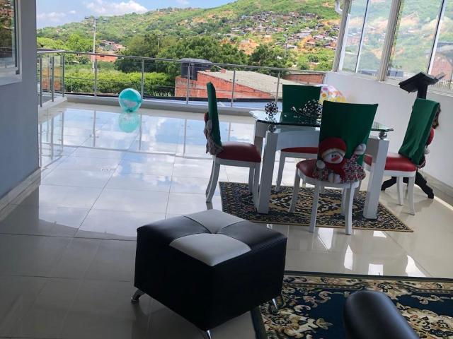 Apartamento En Venta En Los Patios En Llanitos V174409