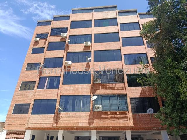 Apartamento en venta en Vargas