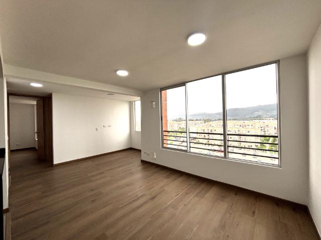 Apartamento en venta en Puente Piedra, Madrid