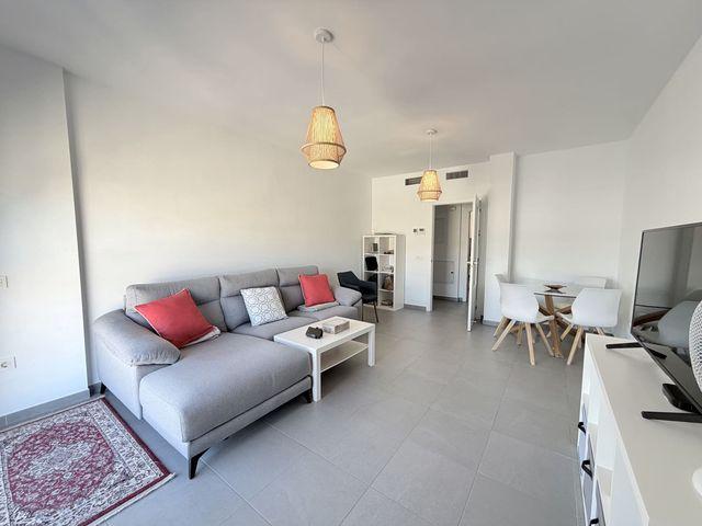 Apartamento en venta en El Perchel, Málaga