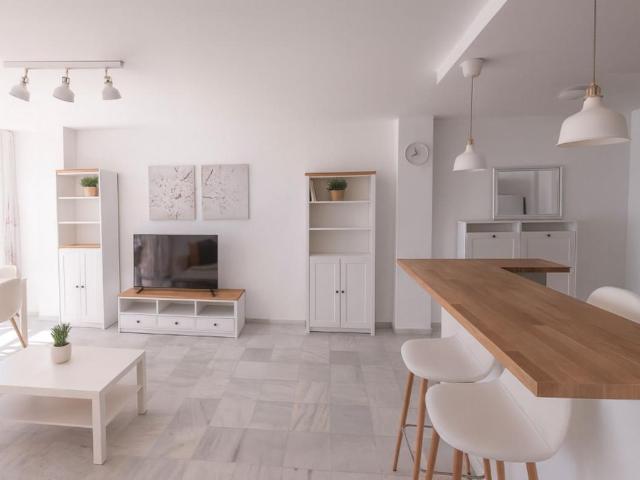 Apartamento en venta en Castillo de la Duquesa, Costa del Sol Occidental