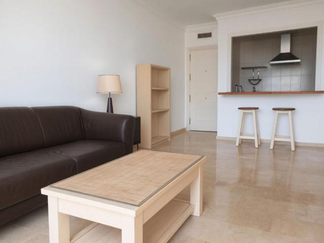 Apartamento en venta en Castillo de la Duquesa, Costa del Sol Occidental